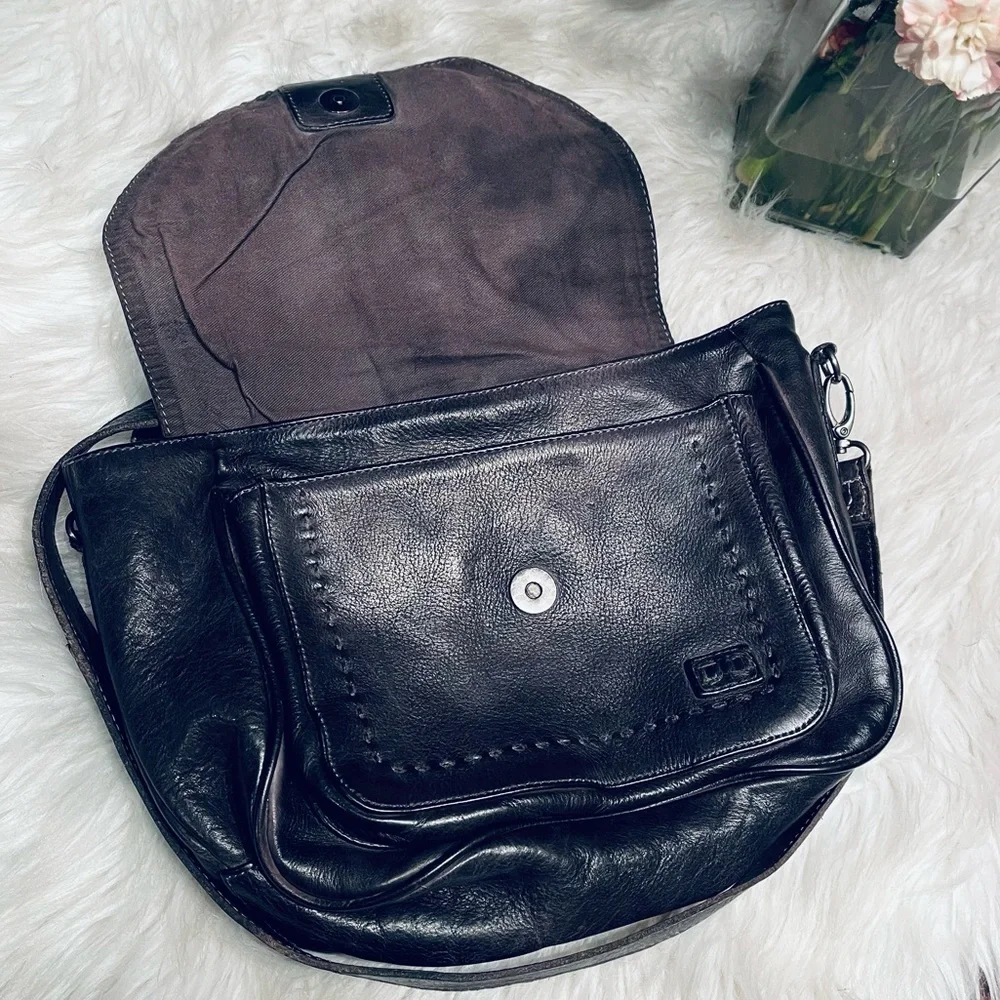 Bed Stu black leather